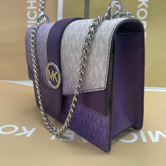 Michael Kors Greenwich Sm Color-Block Sign Logo Flap Crossbody XBODY
Dark Purple - Picture 16 of 16